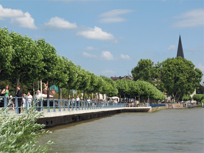Die Biebricher Uferpromenade (August 2007)